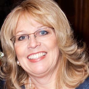 Meet your Posher, Devin